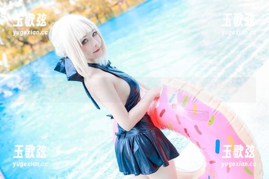 香草氛围下的Kitkat Cosplay，cos形式竟有千种可能！